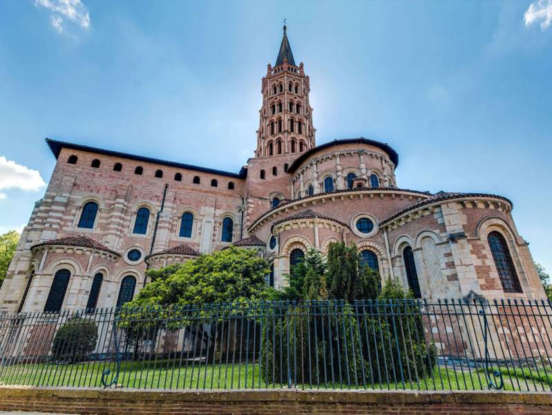 Short break : Visit the ‘pink city’ of Toulouse - from 675 euros