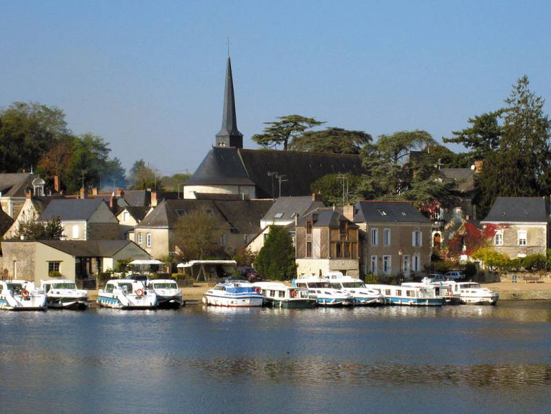 Weekend 2 days : Cruise on the peaceful Oudon river - from 499 euros