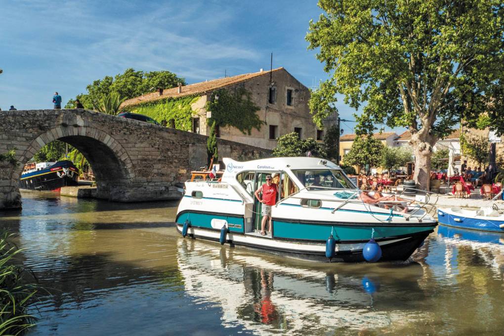 Boating holidays Canal du Midi: in the Cathar country Nicols