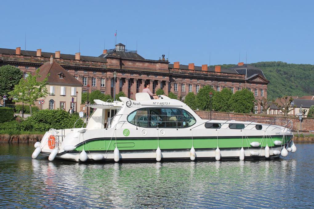 Bateau fluvial électrique Estivale Sixto Green